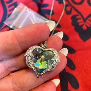 Angel wings earrings & necklace.